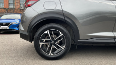 Nissan Juke 1.6 Hybrid N-Connecta 5dr Auto Hybrid Hatchback